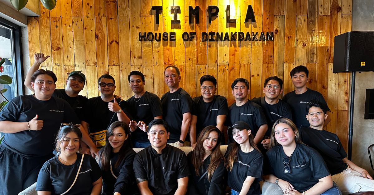 STM x FOM group pic at Timpla MNL